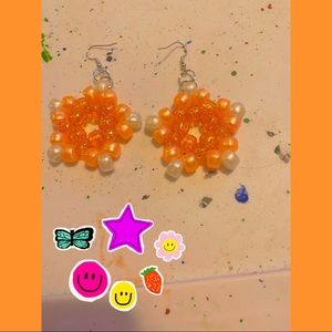 Creamsicle Star Earrings!